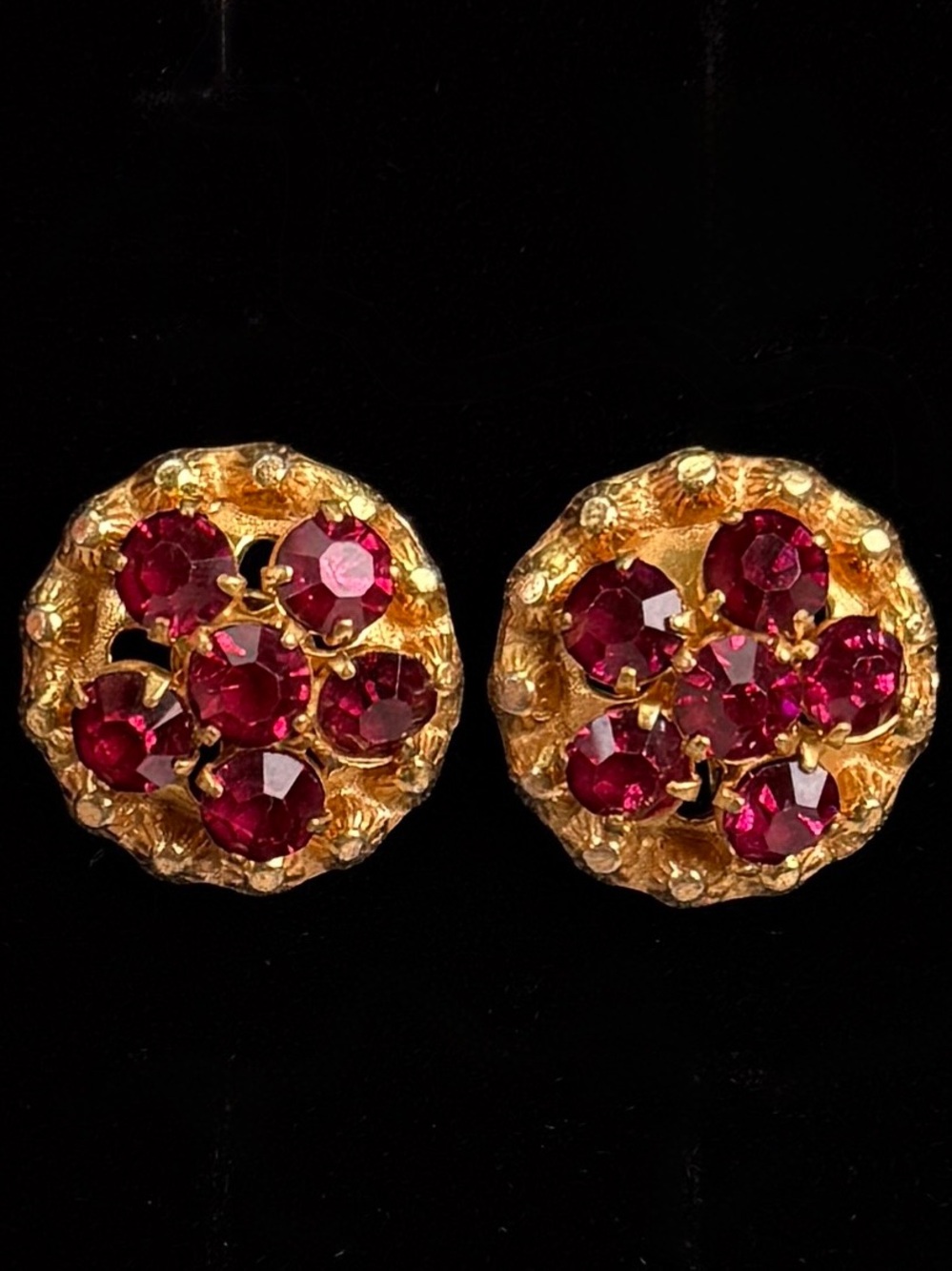 Vintage Red Faceted Stone Gold Tone Screw Back Cluster Earrings